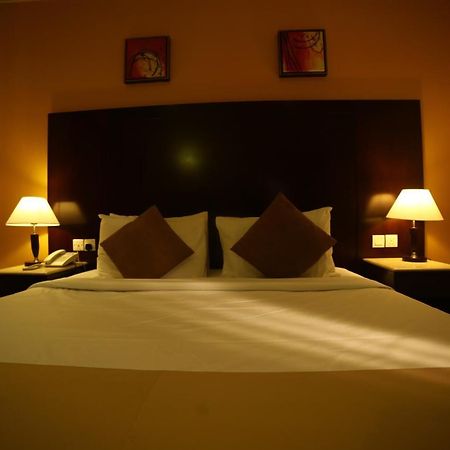 Hyde Park Hotel Dubaï Extérieur photo