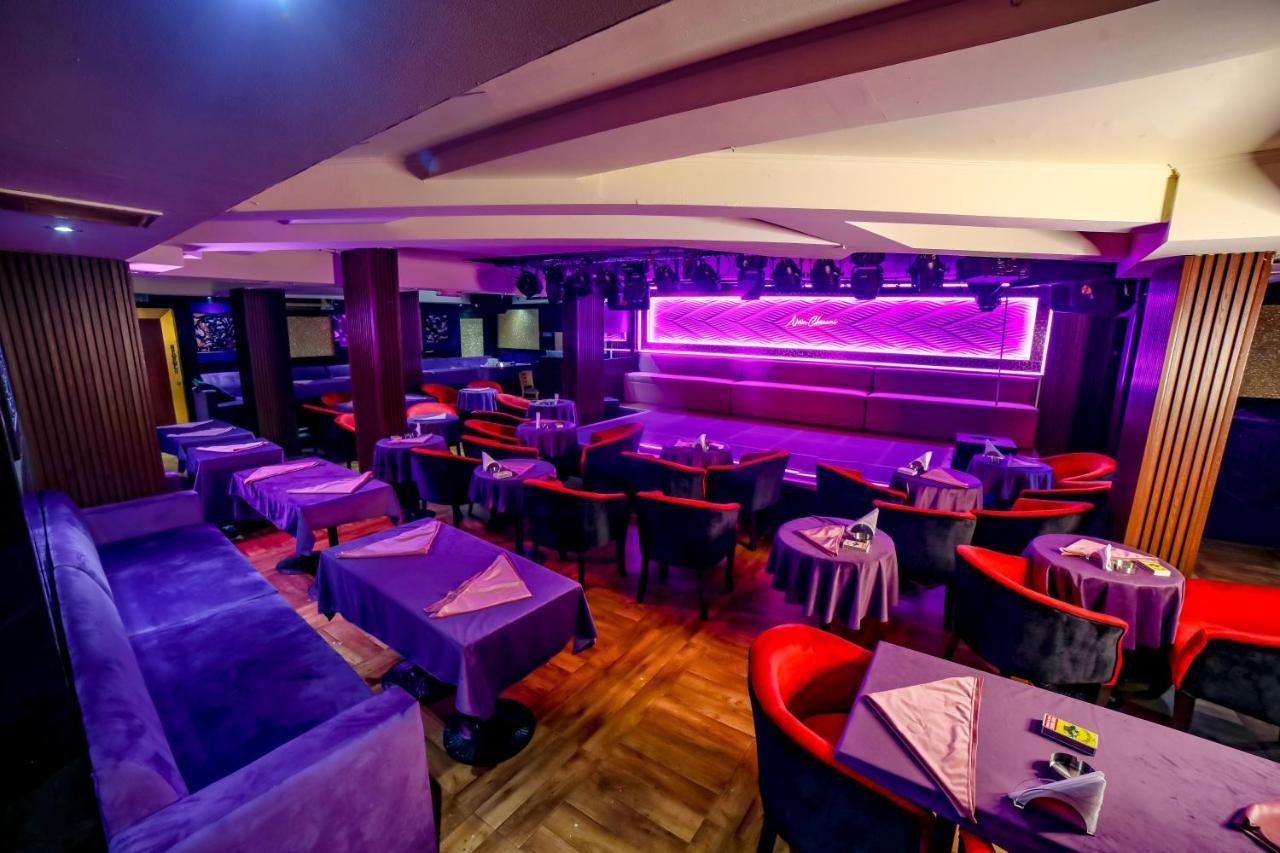 Hyde Park Hotel Dubaï Extérieur photo