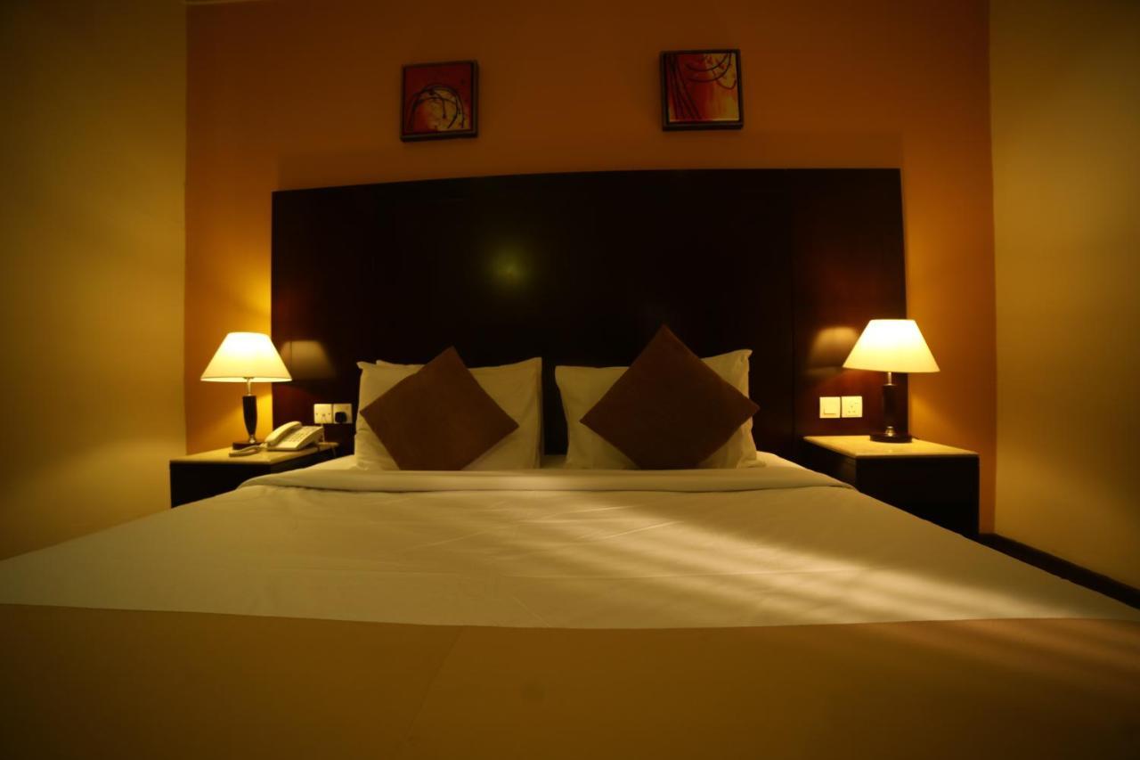 Hyde Park Hotel Dubaï Extérieur photo