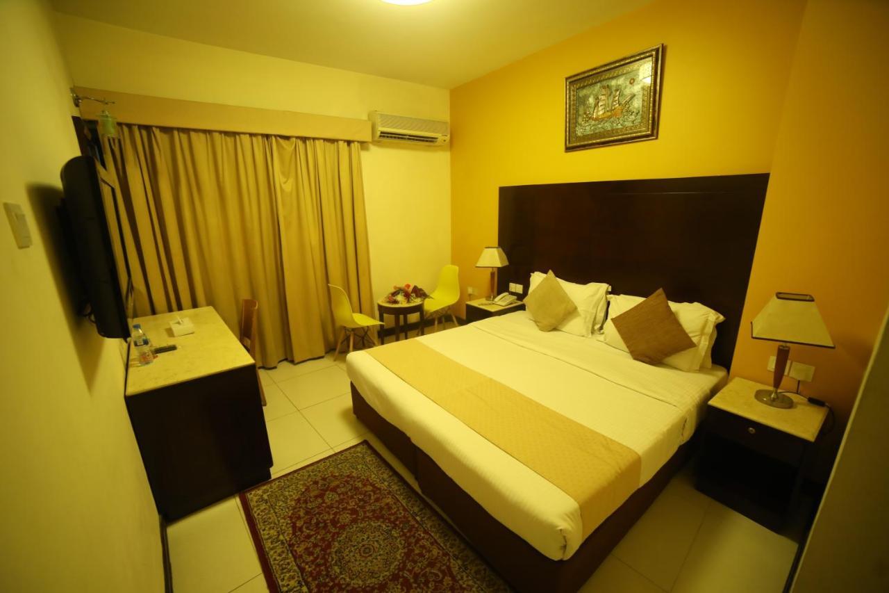 Hyde Park Hotel Dubaï Extérieur photo