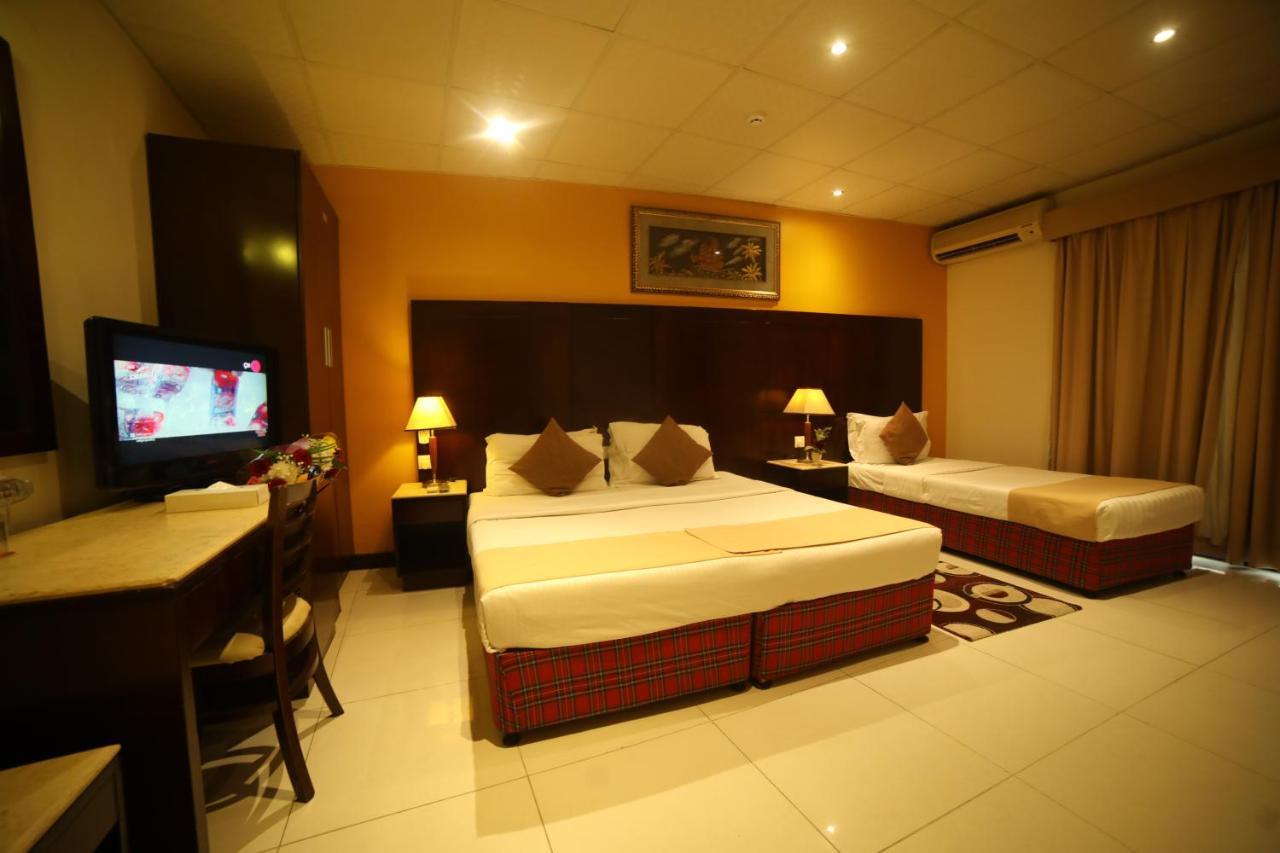 Hyde Park Hotel Dubaï Extérieur photo