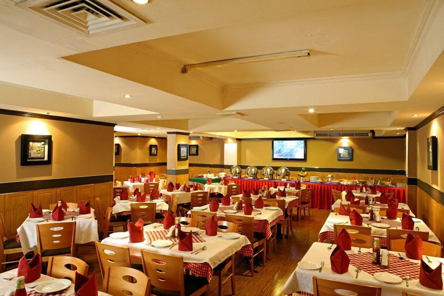 Hyde Park Hotel Dubaï Extérieur photo