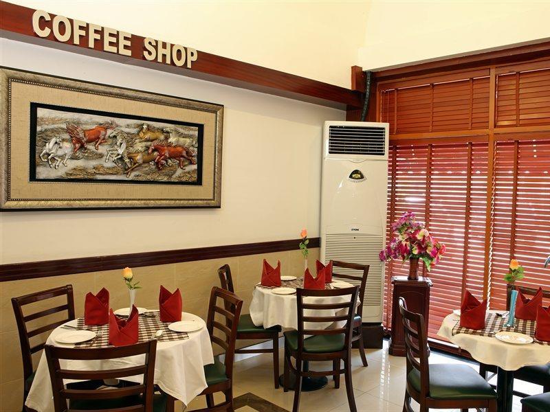 Hyde Park Hotel Dubaï Extérieur photo
